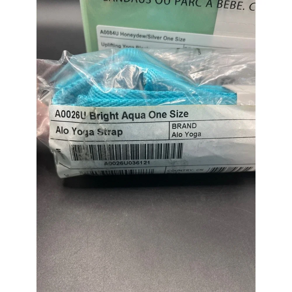Alo Yoga Uplifting Yoga Block 2pk & Strap Set Bright Aqua Honeydew A0084U A0026U